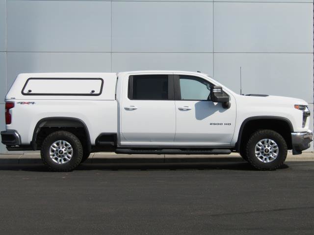 Used 2020 Chevrolet Silverado 2500 LT w/ Fleet Comfort Package AWD/4WD image 3
