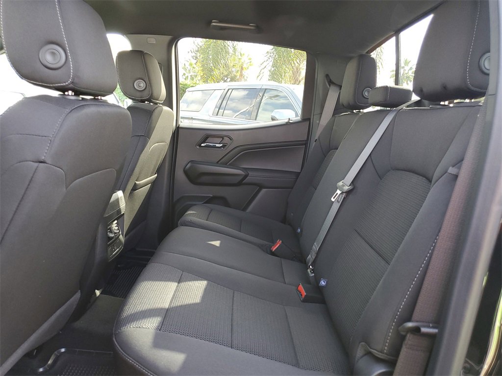 New 2026 GMC Canyon Elevation w/ Convenience Package image 9