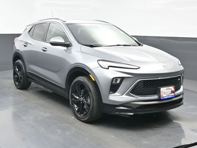 Used 2024 Buick Encore GX Sport Touring image 8