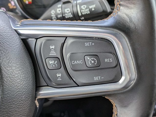 Used 2021 Jeep Wrangler Unlimited Sahara AWD/4WD image 27
