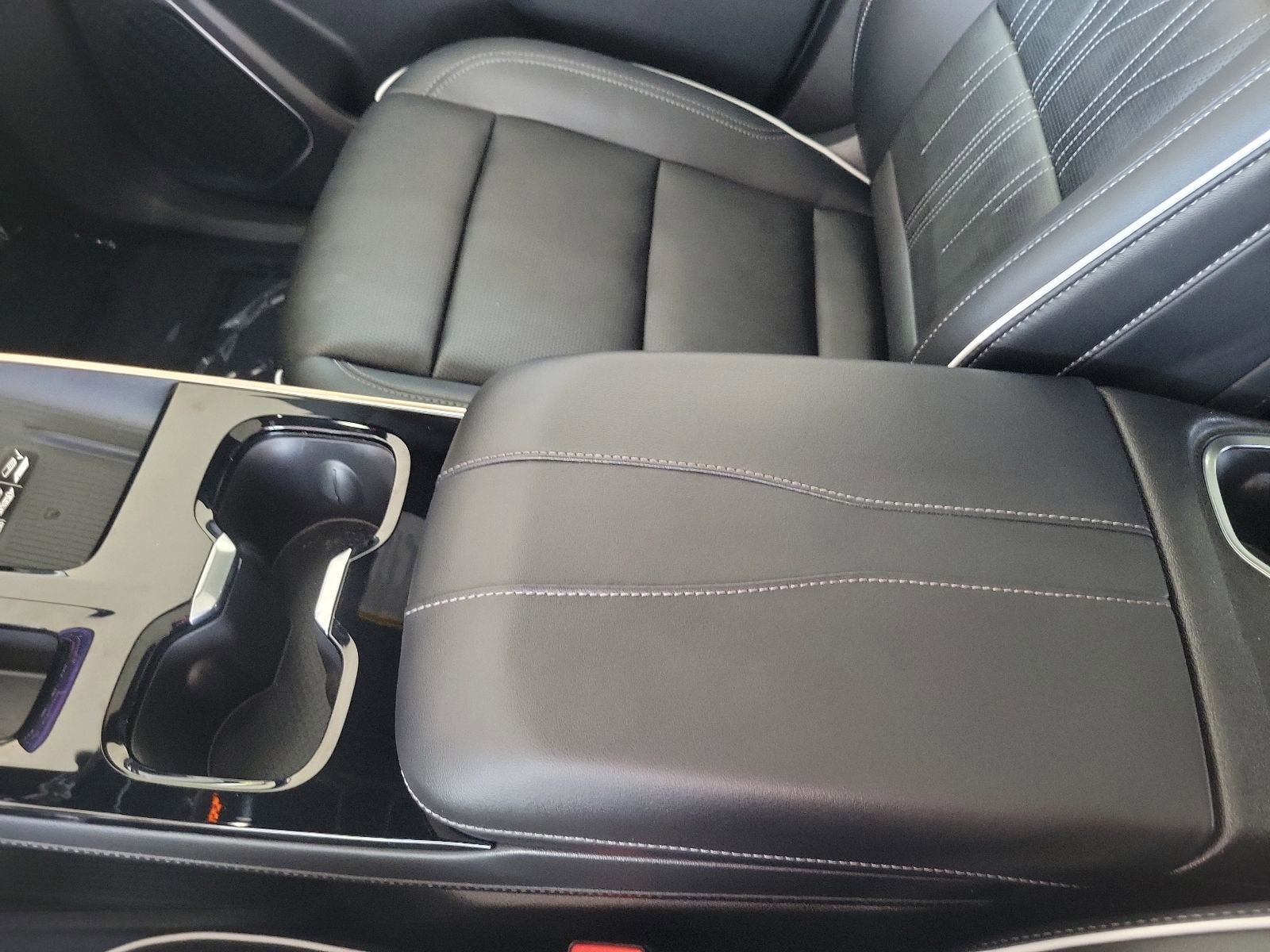 Used 2026 Buick Enclave Avenir FWD image 23