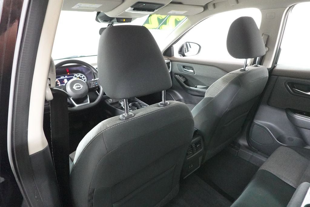Used 2022 Nissan Rogue SV FWD image 24