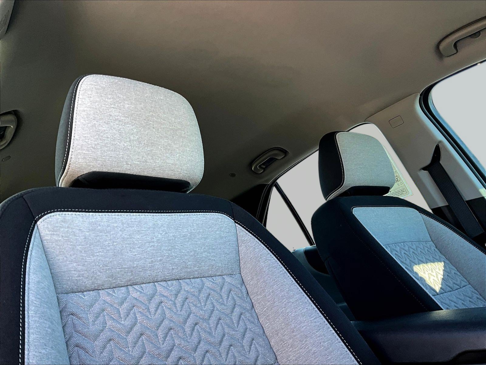 Used 2024 Chevrolet Equinox LS w/ Driver Confidence II Package FWD image 27