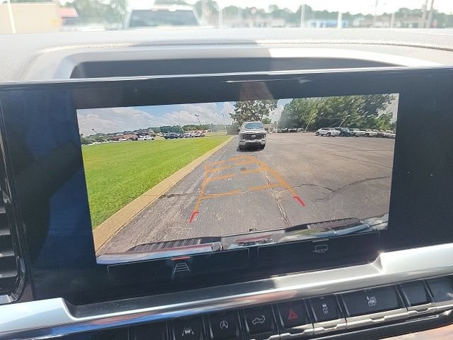 Used 2025 GMC Sierra 1500 SLT AWD/4WD image 36