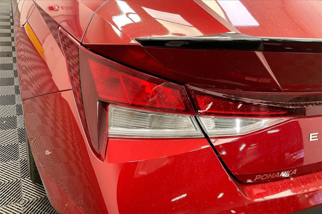 Certified 2025 Hyundai Elantra Sport image 23