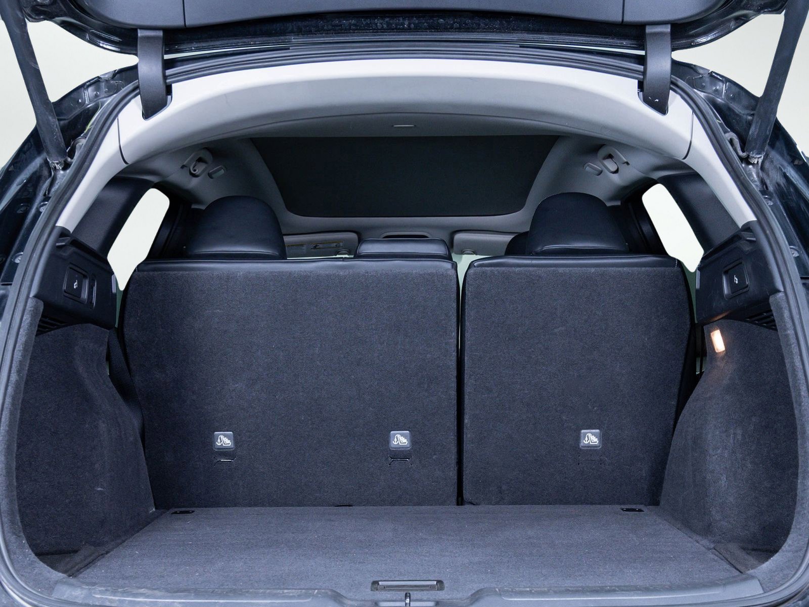 Used 2019 INFINITI QX50 Luxe w/ Navigation Package image 8