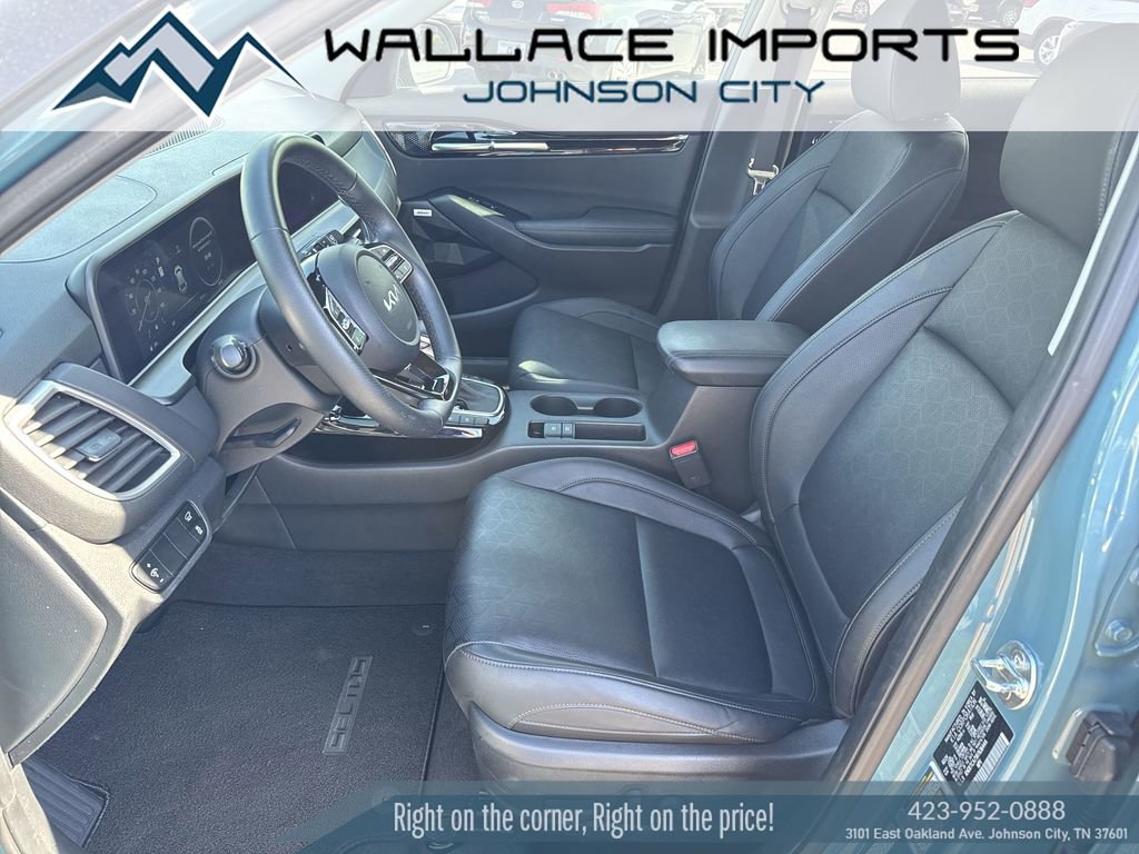 Used 2024 Kia Seltos SX w/ SX Sunroof Package AWD/4WD image 13