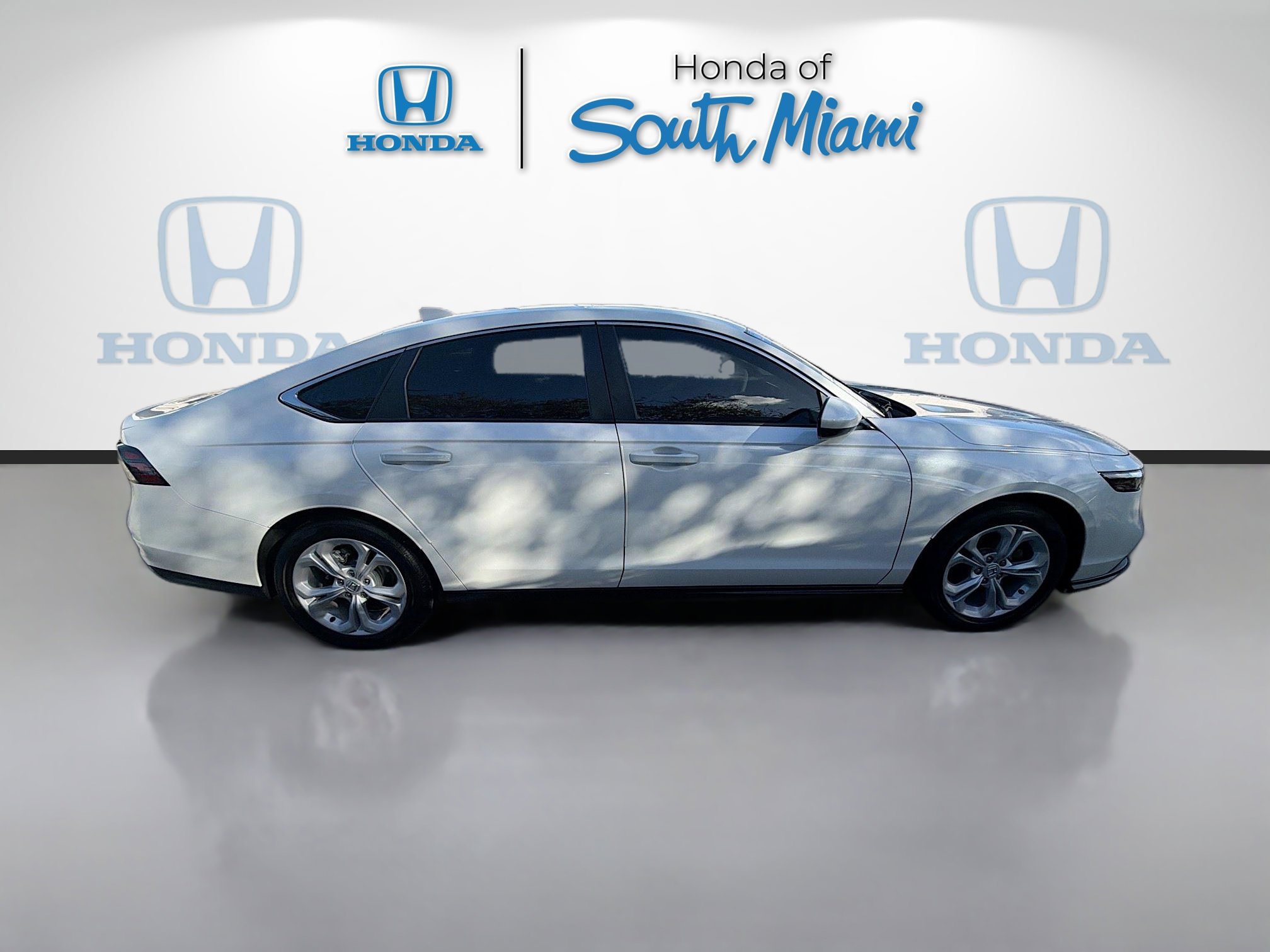 Certified 2023 Honda Accord LX image 8