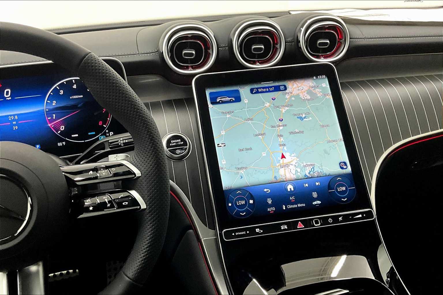 New 2025 Mercedes-Benz GLC 300 4MATIC image 6
