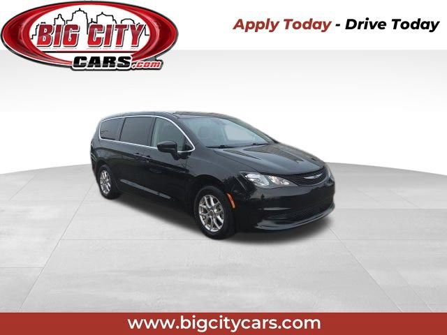Used 2022 Chrysler Voyager LX FWD video 1