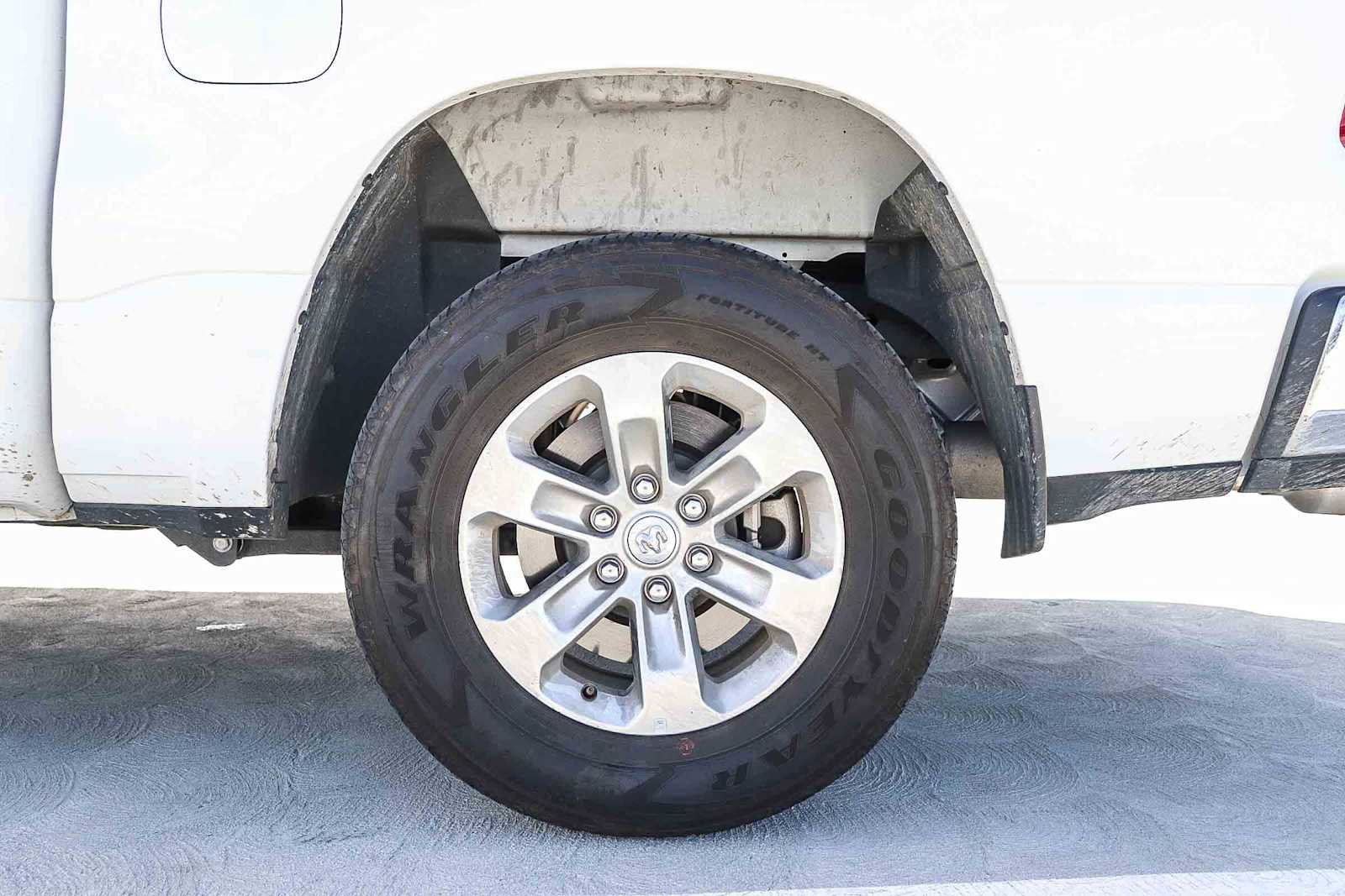 Used 2024 RAM 1500 Laramie RWD image 10