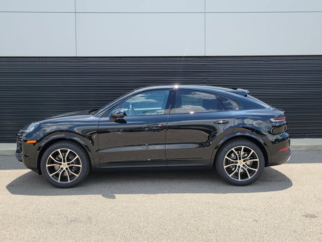 New 2026 Porsche Cayenne Coupe AWD/4WD image 2