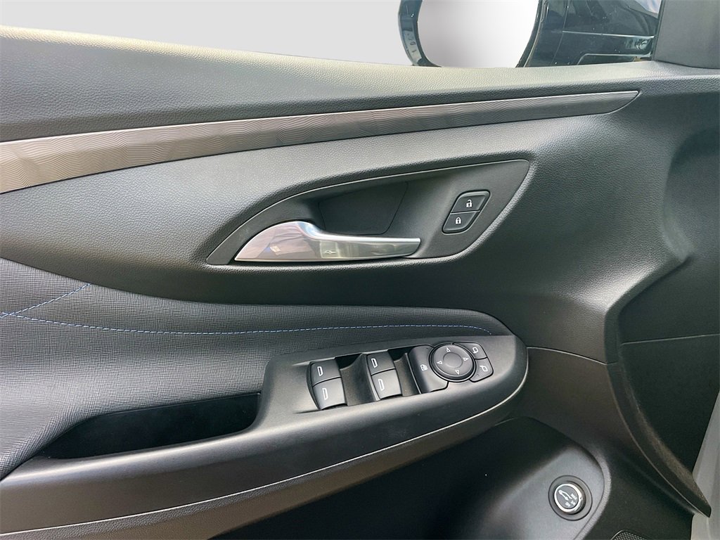 Used 2024 Buick Envista Sport Touring w/ Convenience I Package image 9