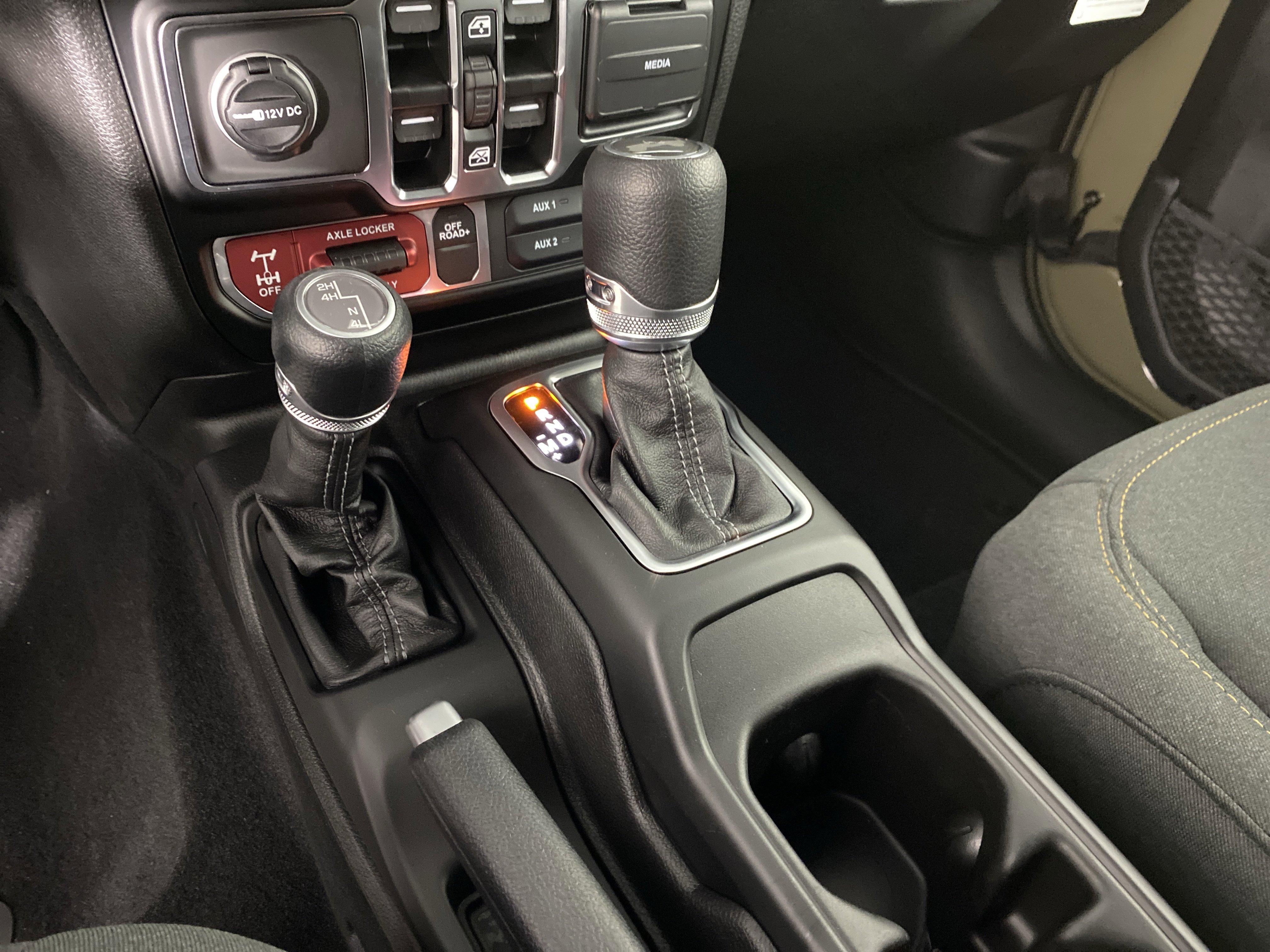 New 2026 Jeep Wrangler Unlimited Sport image 33