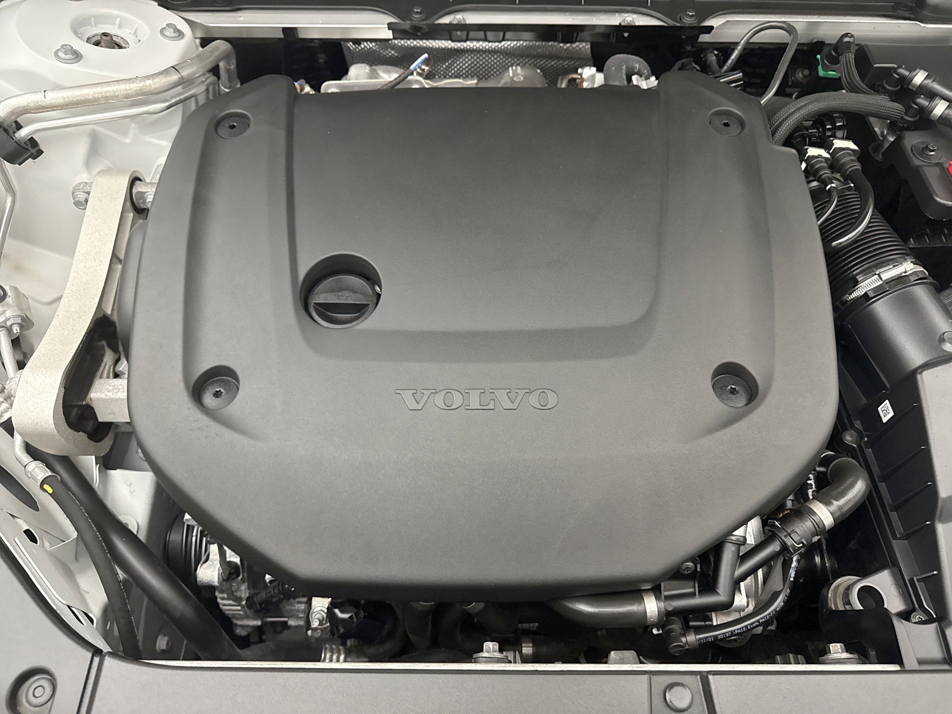 Used 2025 Volvo XC90 B6 Plus image 29