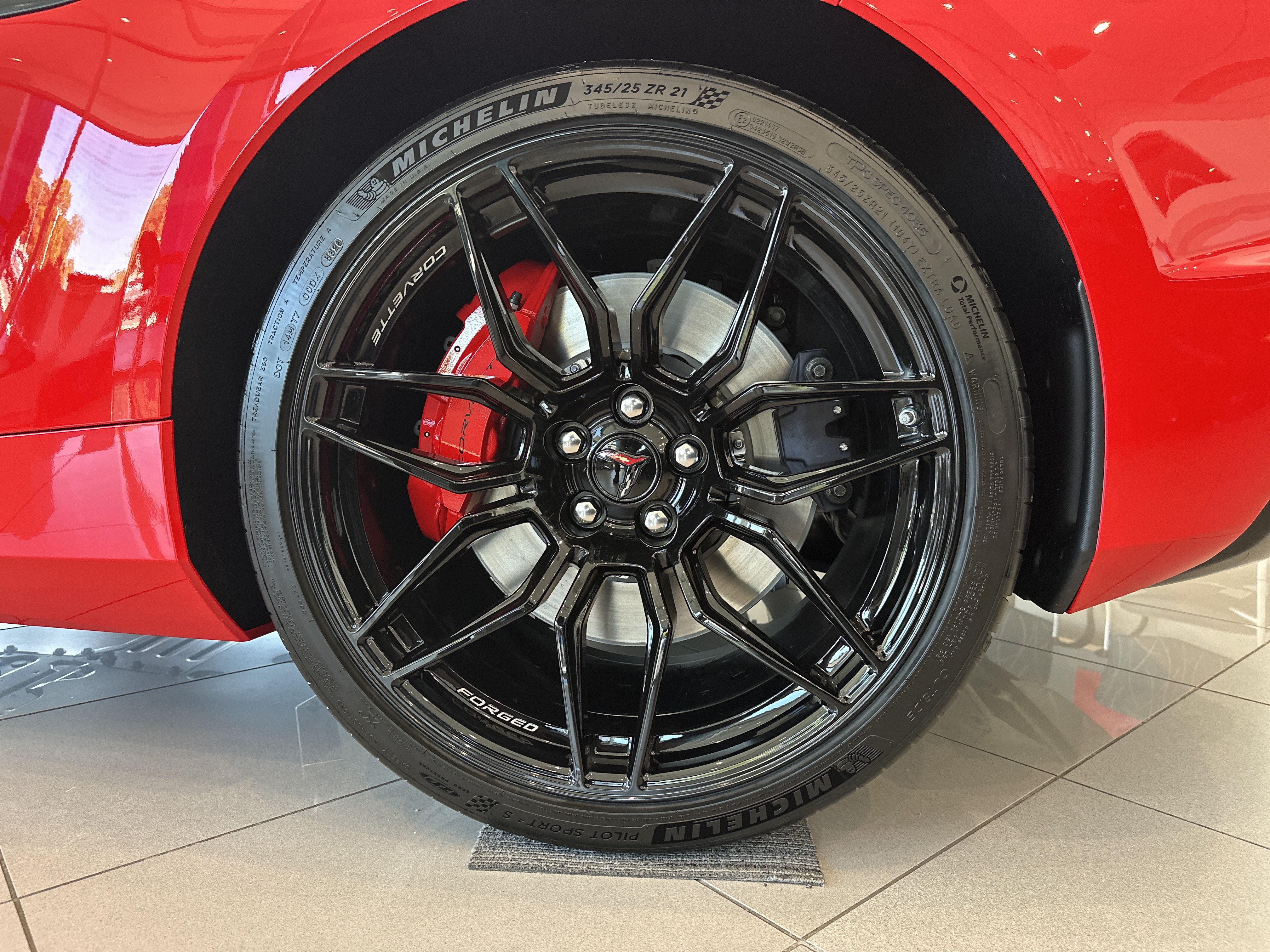 New 2027 Chevrolet Corvette Z06 w/ Stealth Interior Trim Package RWD image 19