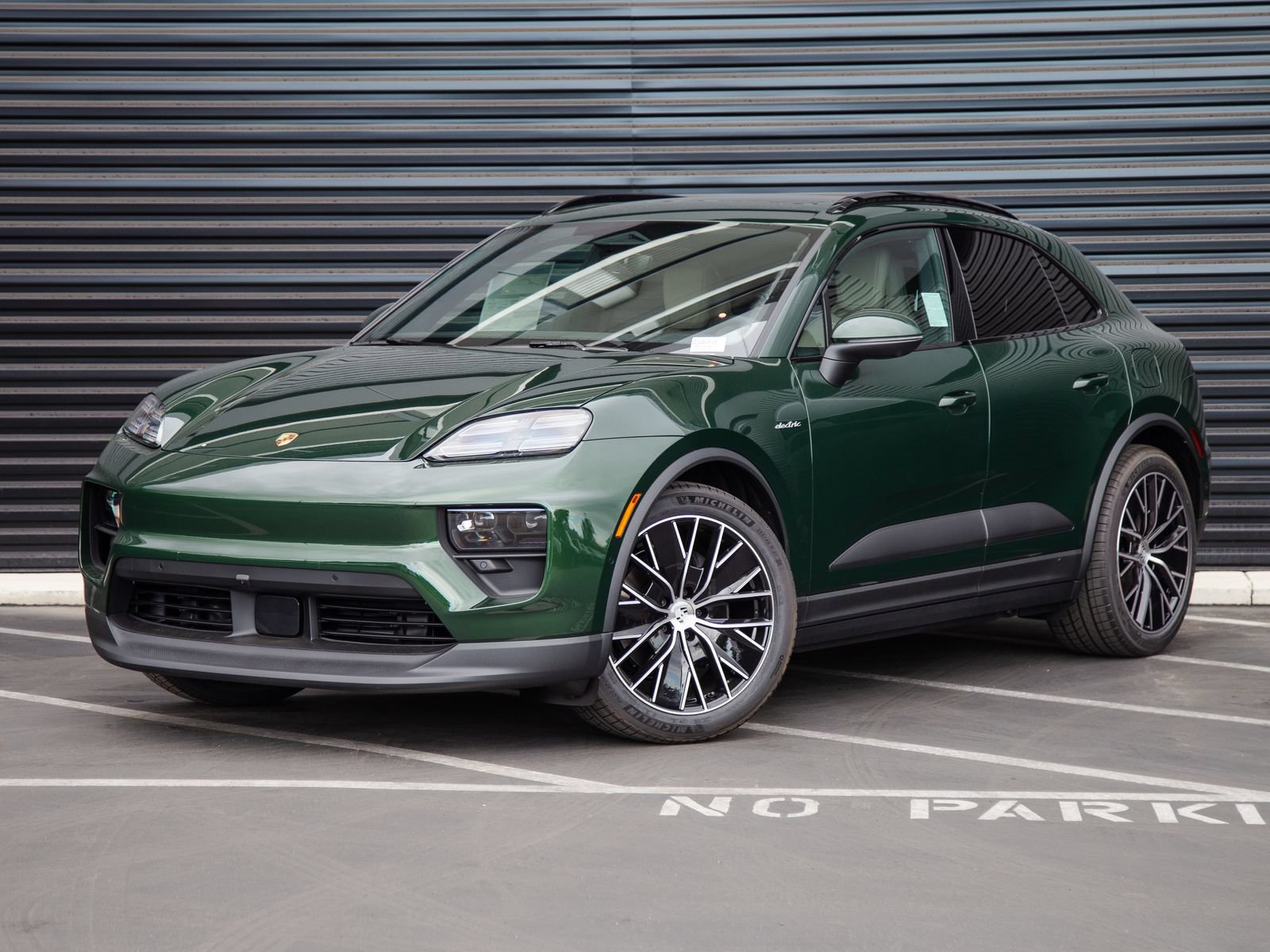 New 2026 Porsche Macan Electric RWD image 1