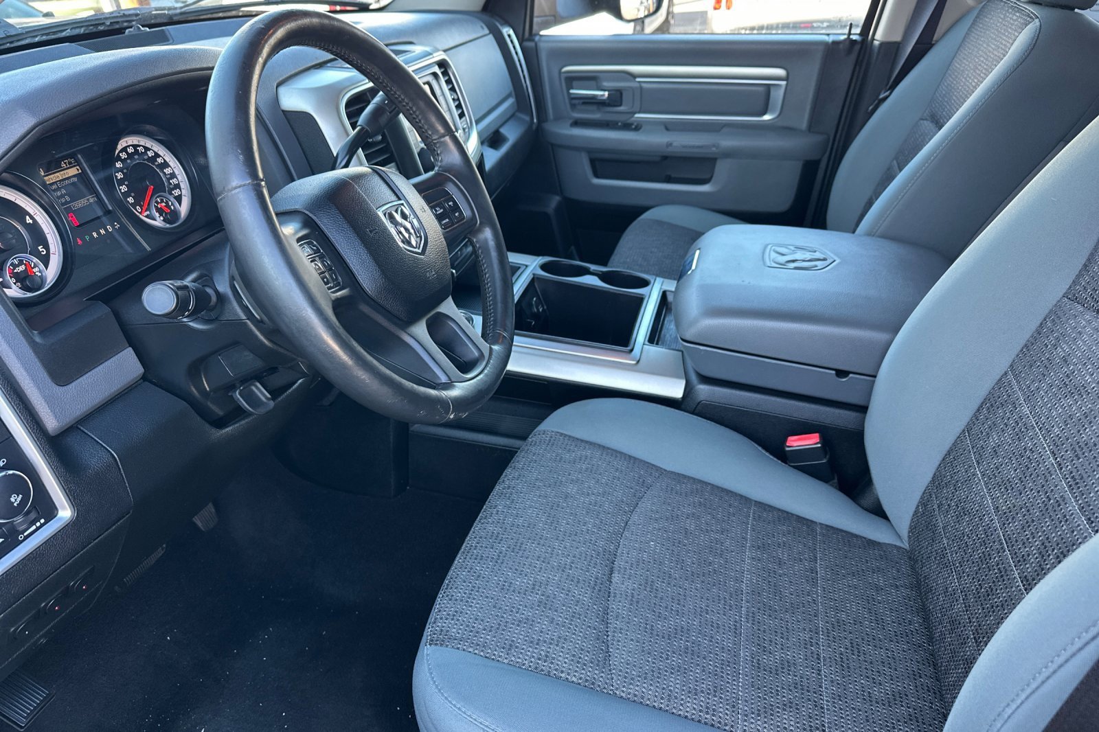 Used 2015 RAM 3500 Big Horn image 11