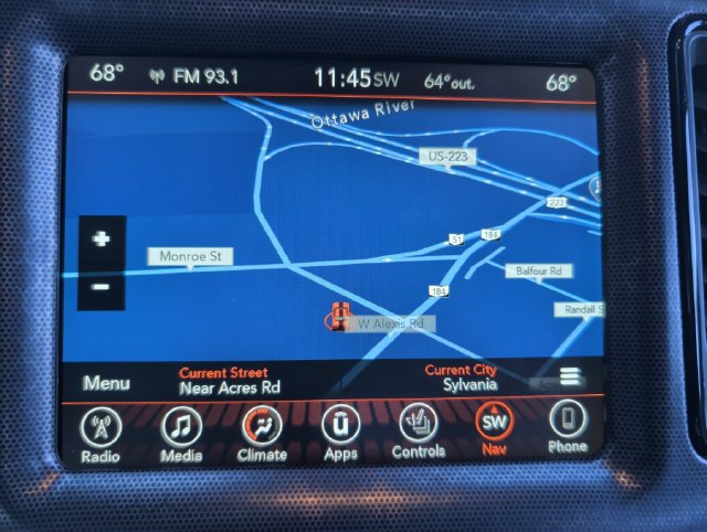 Used 2017 Dodge Challenger SRT w/ Technology Group RWD image 3