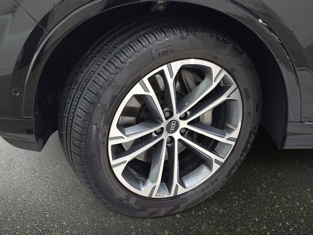 Used 2025 Audi Q7 2.0T Premium w/ Convenience Plus Package image 31