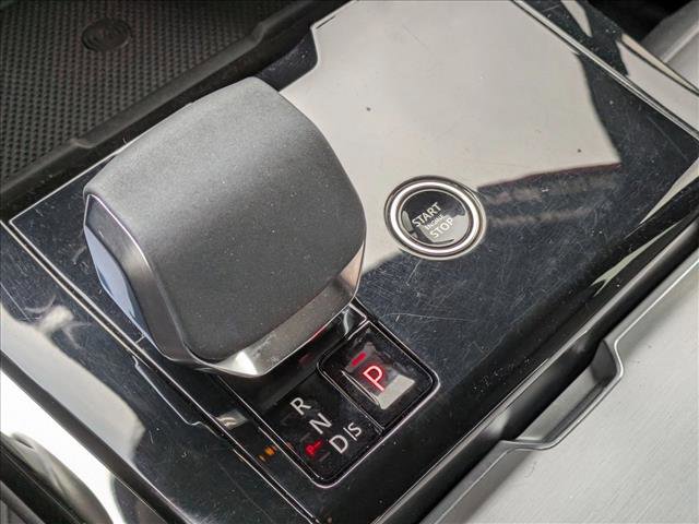 Used 2024 Land Rover Range Rover Sport Dynamic SE image 12