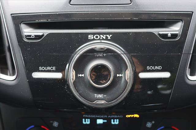 Used 2017 Ford Focus SEL w/ Winter Package FWD image 19