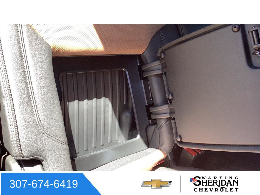 Used 2024 Chevrolet Silverado 1500 High Country w/ Technology Package AWD/4WD image 33