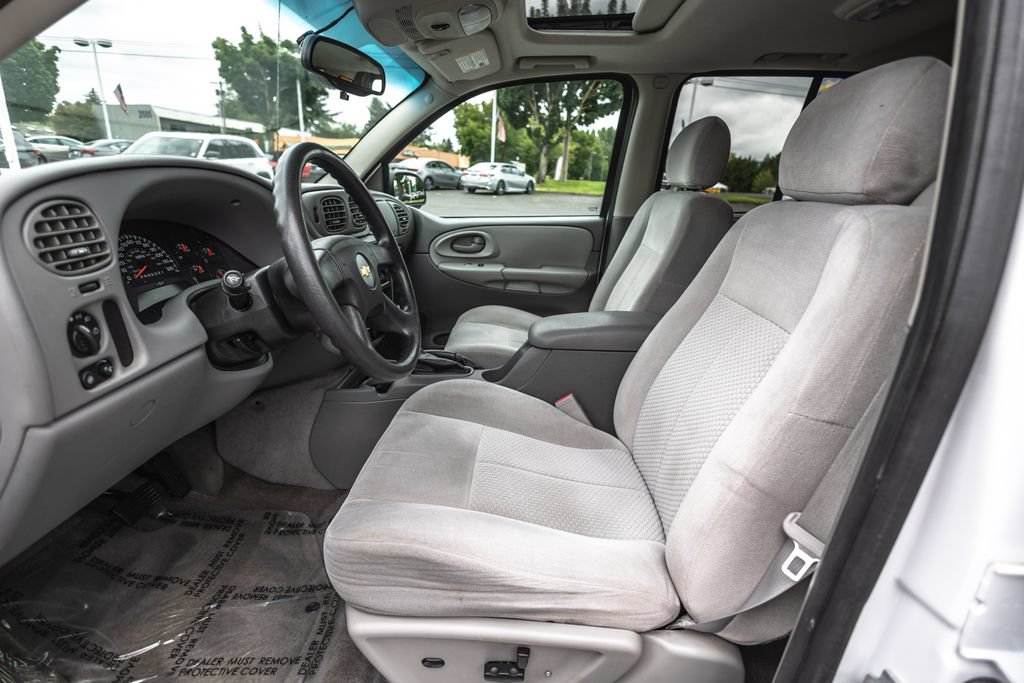 Used 2008 Chevrolet TrailBlazer 4WD image 15
