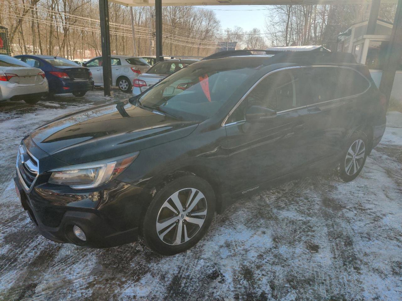 Used 2019 Subaru Outback 3.6R Limited image 2