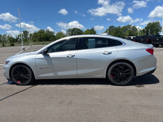 Used 2018 Chevrolet Malibu LT w/ Leather Package FWD image 11