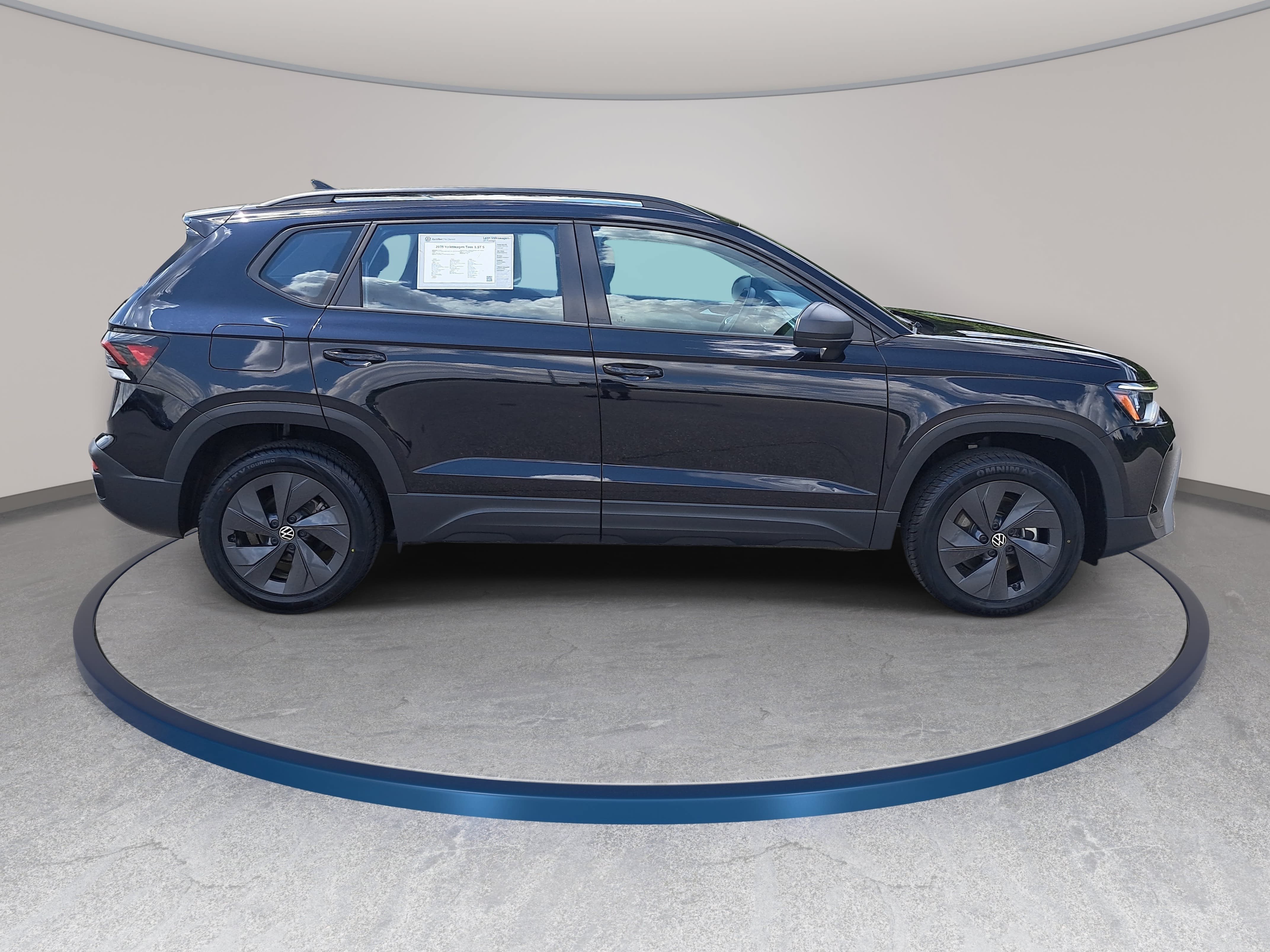 Used 2025 Volkswagen Taos S FWD image 4