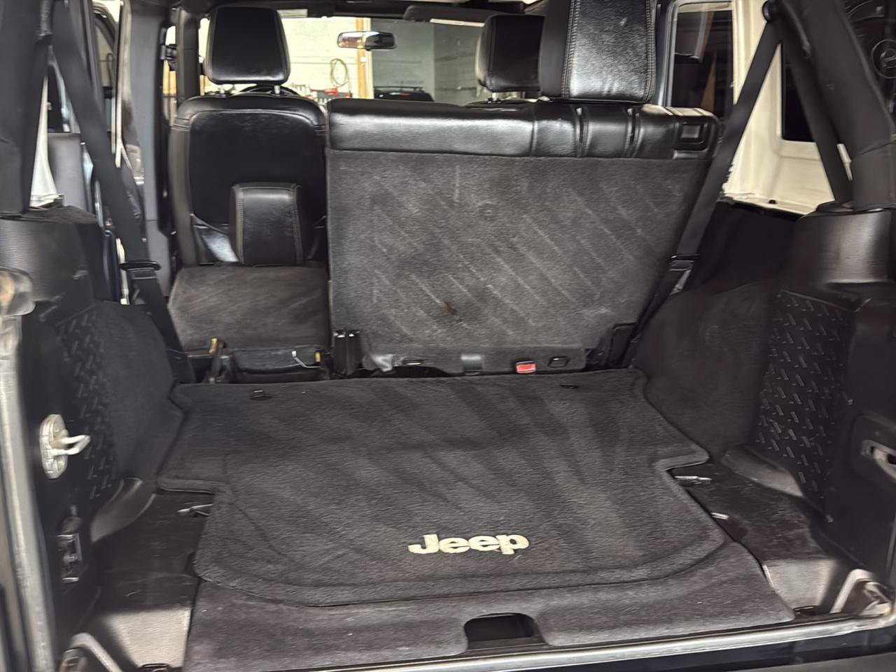 Used 2013 Jeep Wrangler Unlimited Sport w/ Connectivity Group AWD/4WD image 36