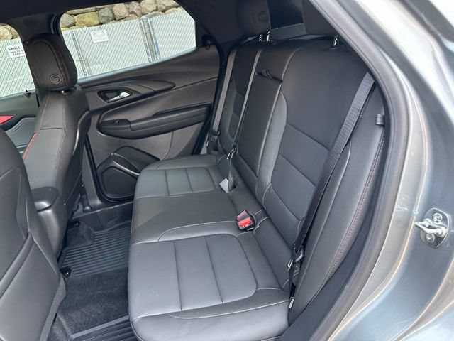 Used 2025 Chevrolet TrailBlazer RS w/ Convenience Package AWD/4WD image 21