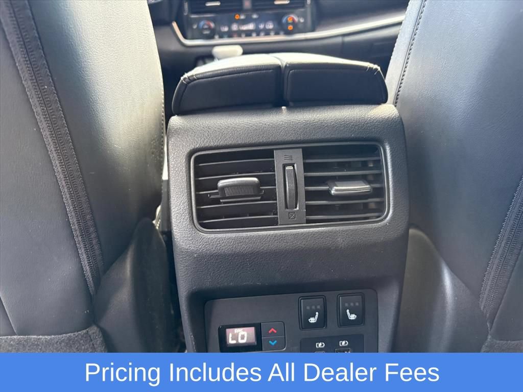Certified 2021 Nissan Rogue Platinum AWD/4WD image 23