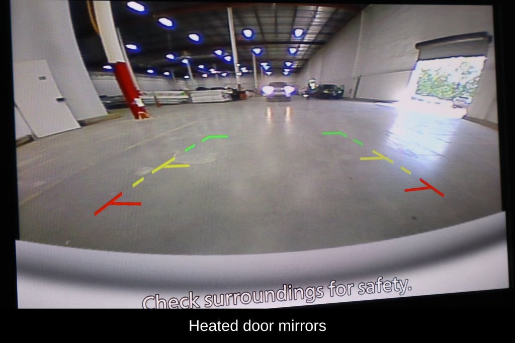 Used 2024 Nissan Pathfinder SV image 8