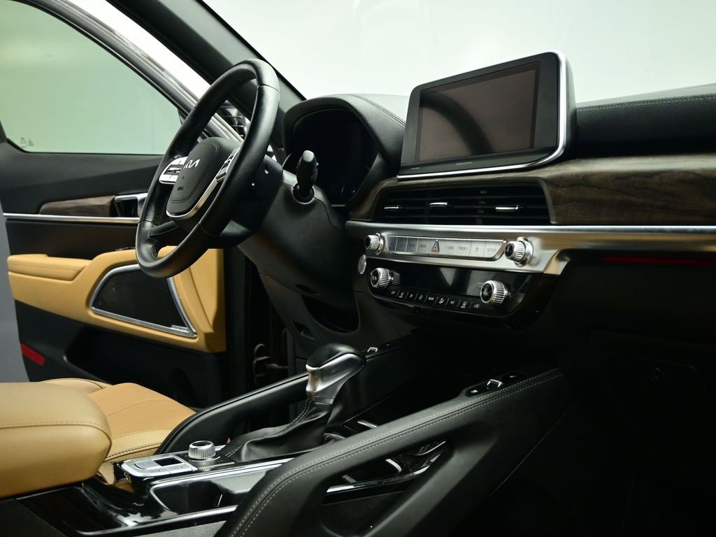 Used 2022 Kia Telluride SX image 32