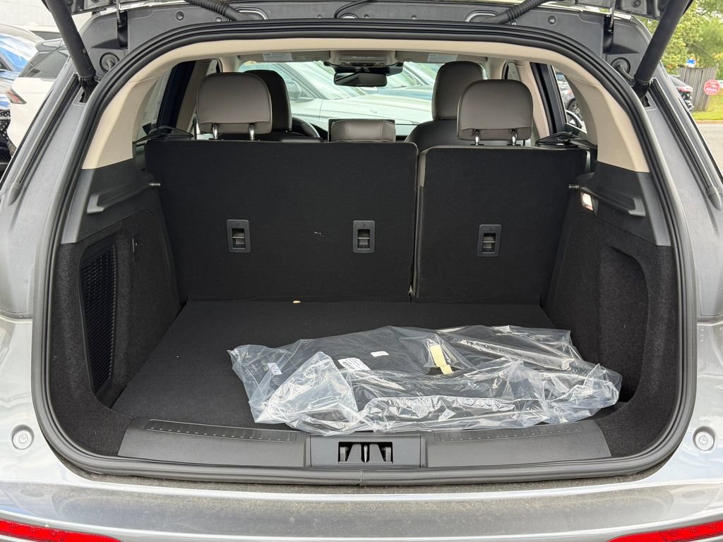 New 2026 Lincoln Corsair Premiere AWD/4WD image 9