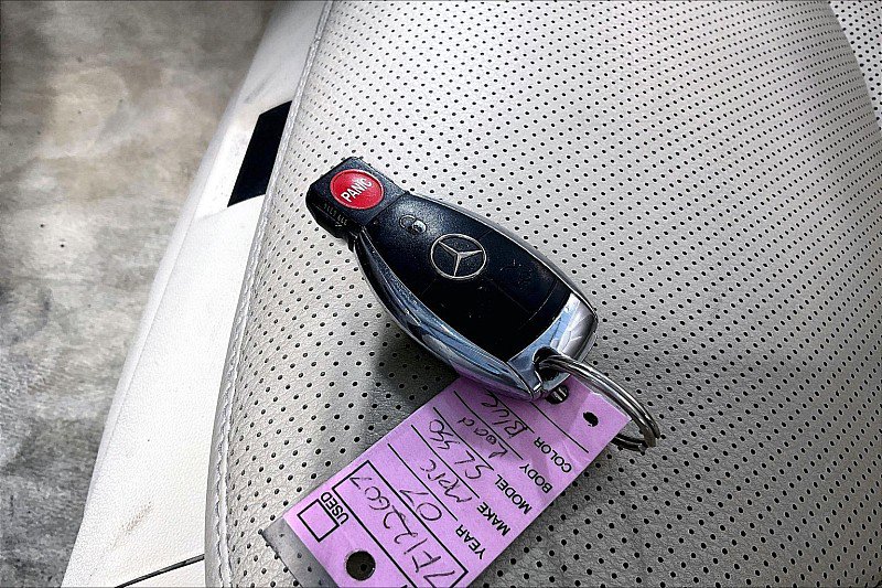 Used 2007 Mercedes-Benz SL 550 w/ AMG Sport Pkg image 8