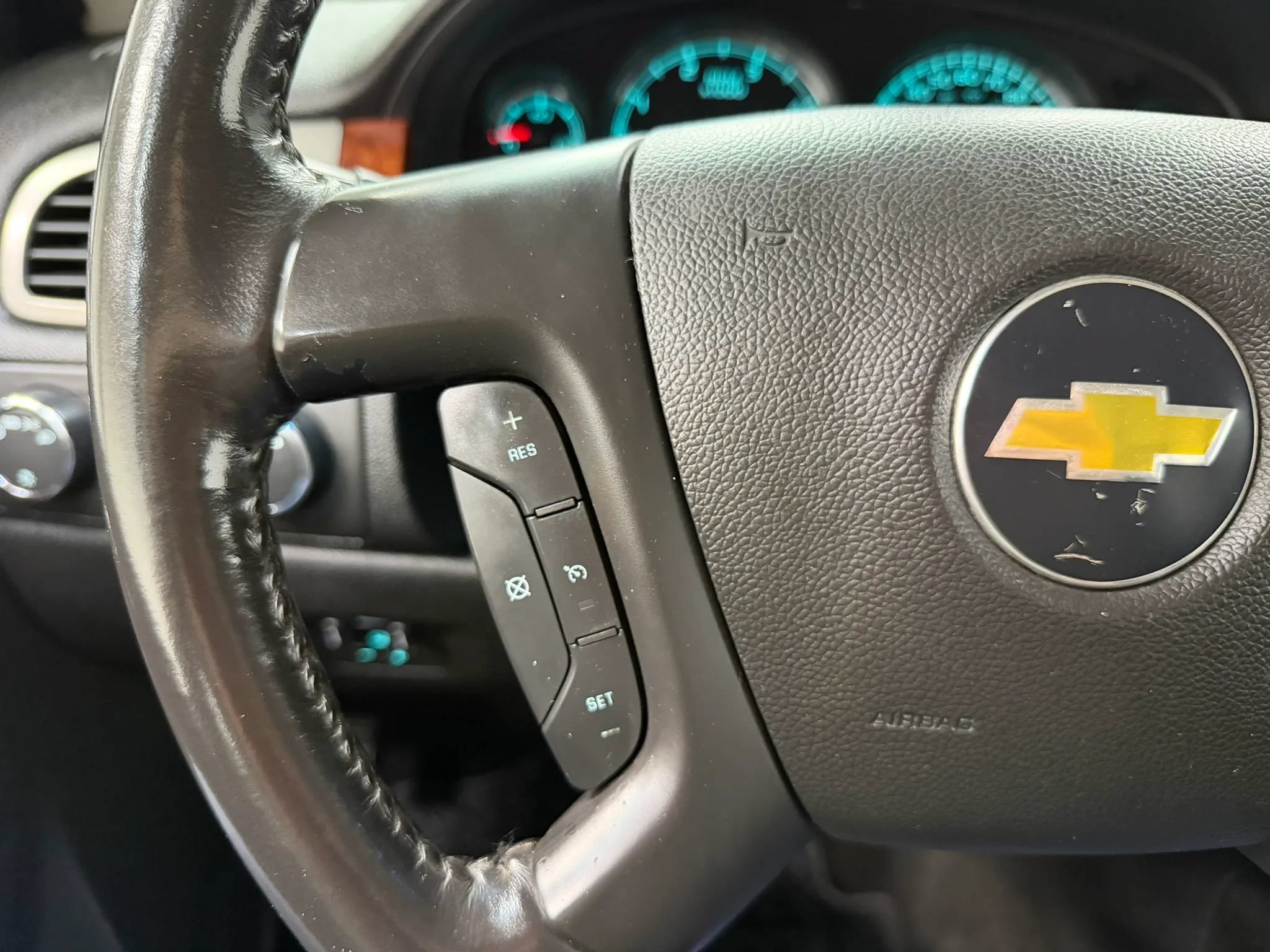 Used 2011 Chevrolet Silverado 2500 LTZ w/ LTZ Plus Package AWD/4WD image 28