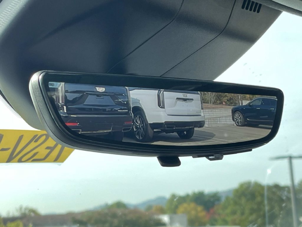 Used 2021 Cadillac Escalade ESV Sport Platinum AWD/4WD image 45