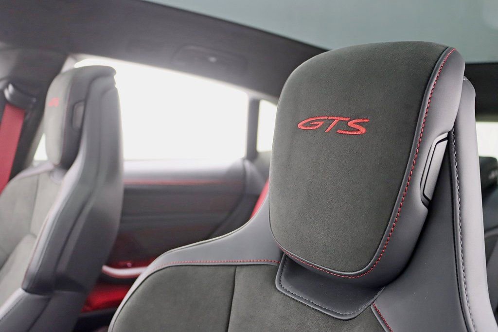 Used 2024 Porsche Taycan GTS AWD/4WD image 30