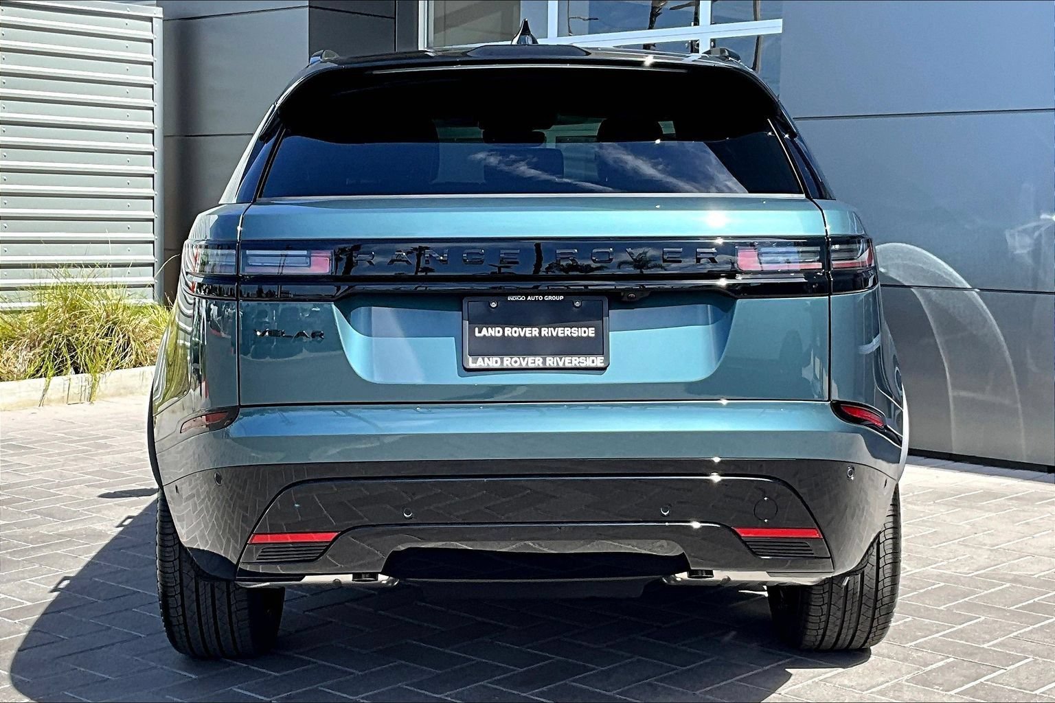 New 2026 Land Rover Range Rover Velar Dynamic SE AWD/4WD image 4