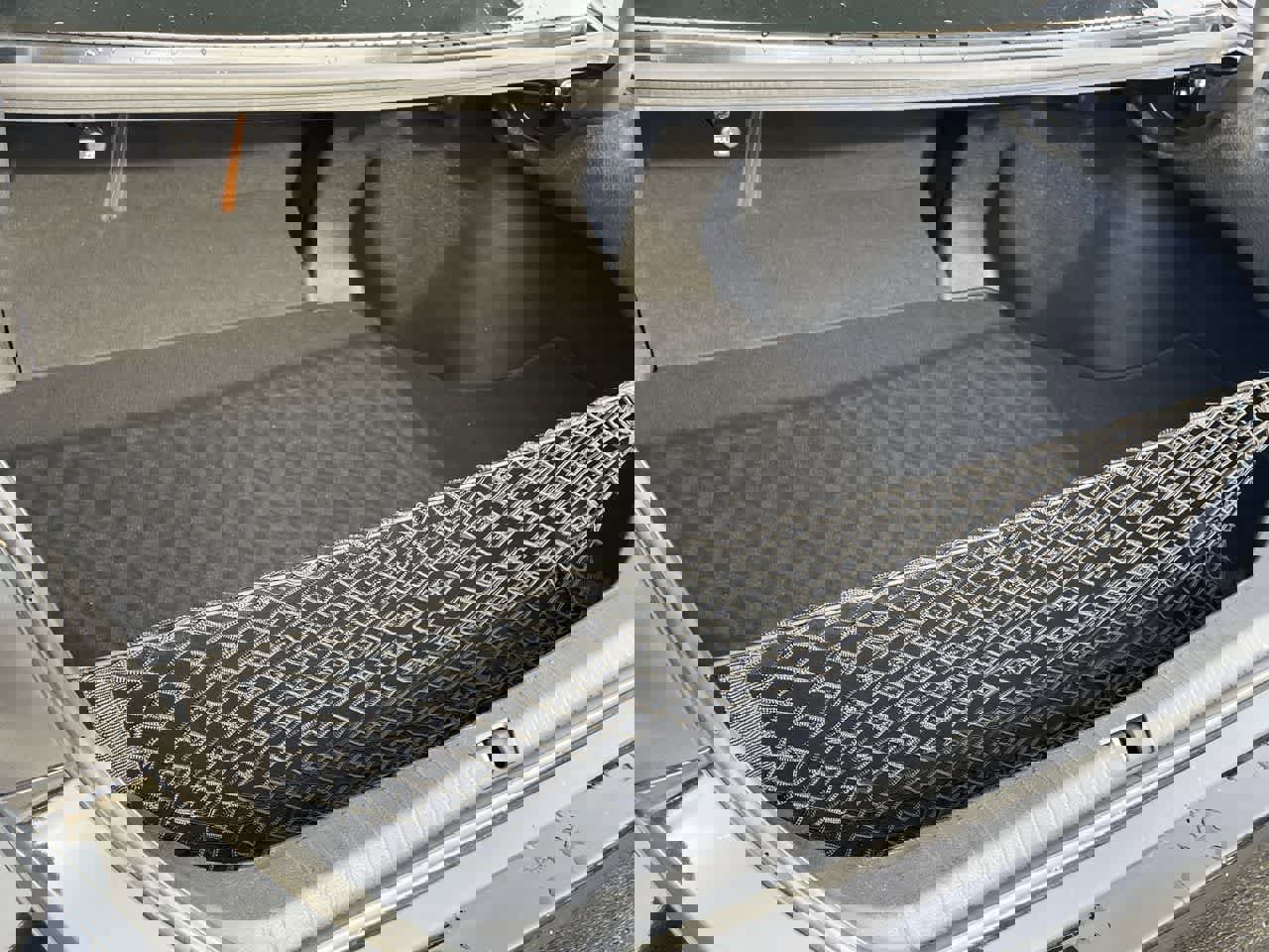 Used 2022 Toyota Avalon Limited w/ Advanced Safety Package image 17