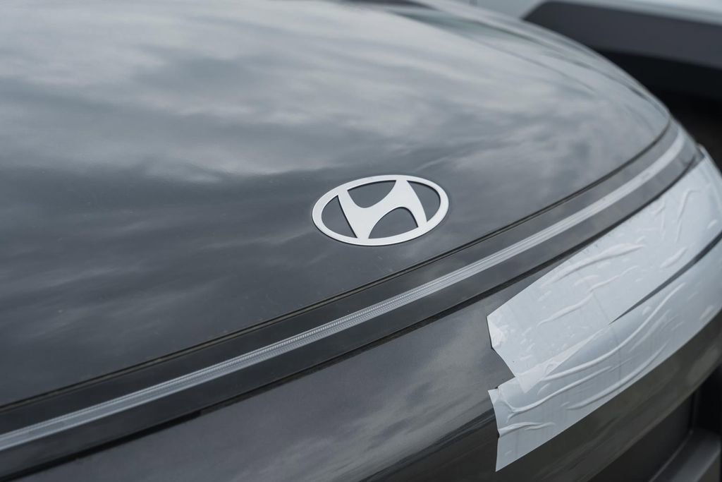 New 2026 Hyundai Kona SEL Sport image 6