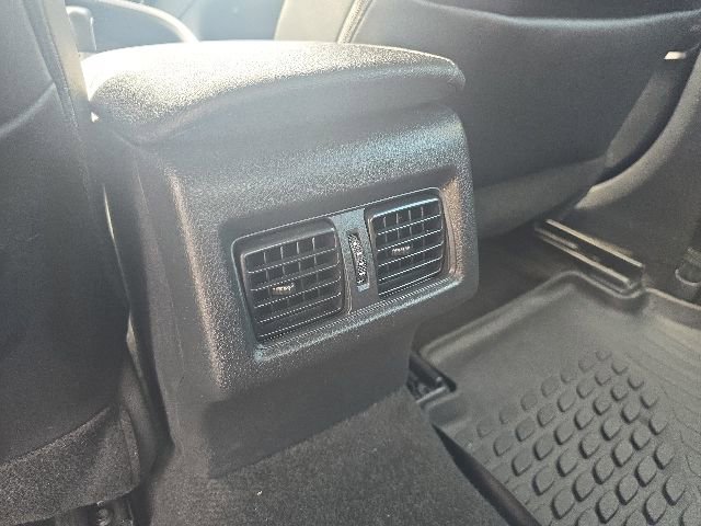 Used 2022 Toyota Camry XLE w/ Cold Weather Package FWD image 27