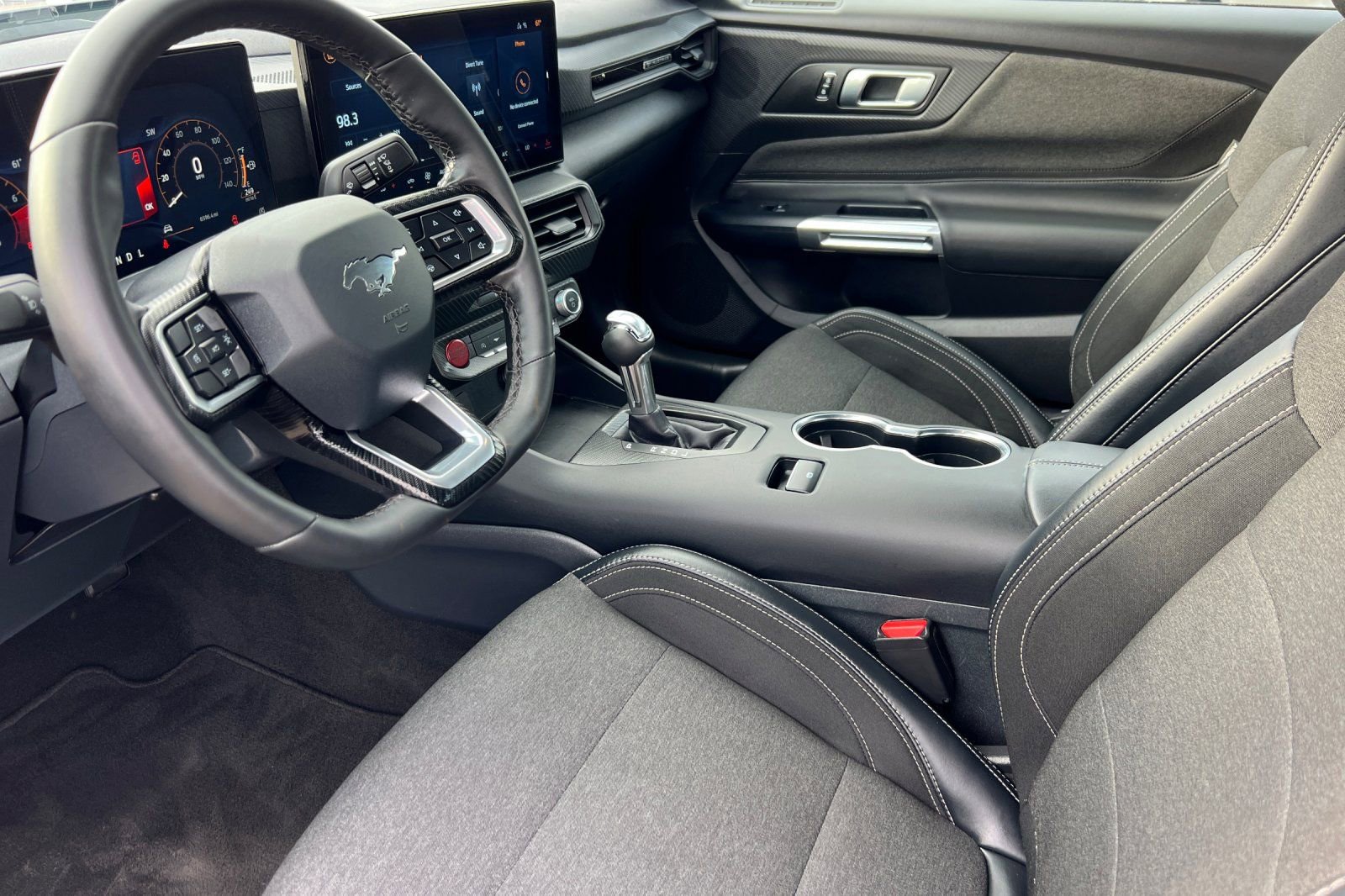 Used 2025 Ford Mustang EcoBoost image 10