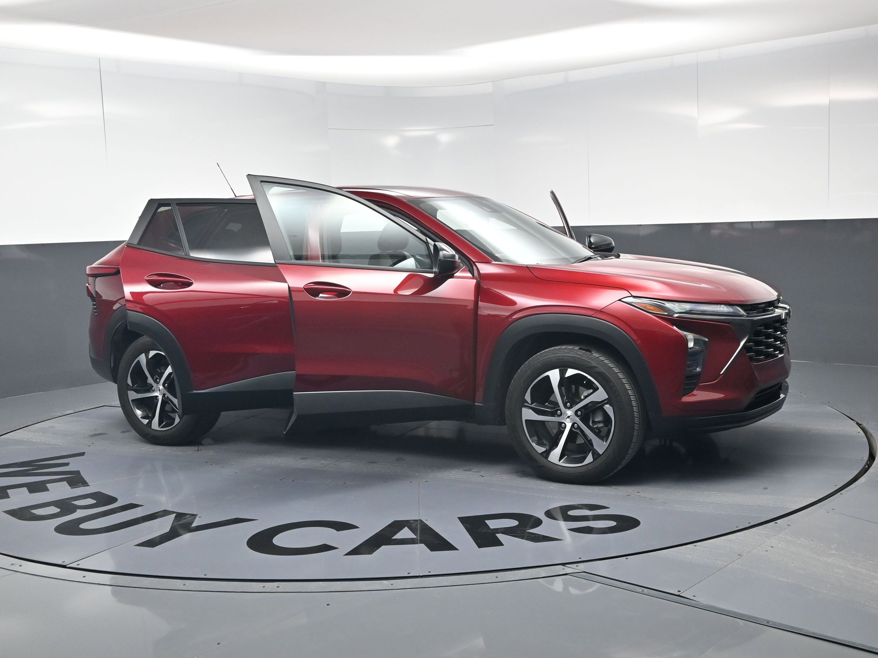 Used 2024 Chevrolet Trax RS w/ Sunroof Package image 24