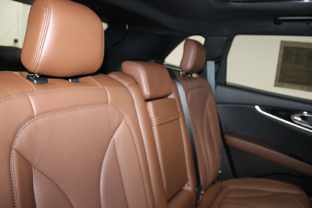 Used 2023 Lincoln Nautilus Reserve w/ Equipment Group 201A AWD/4WD image 24