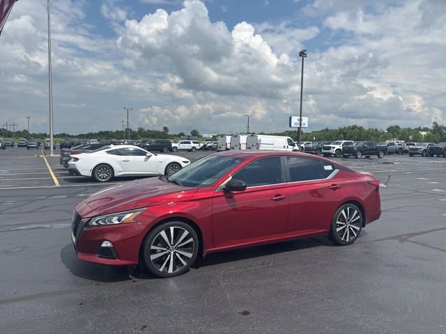 Used 2021 Nissan Altima 2.5 SR FWD image 3
