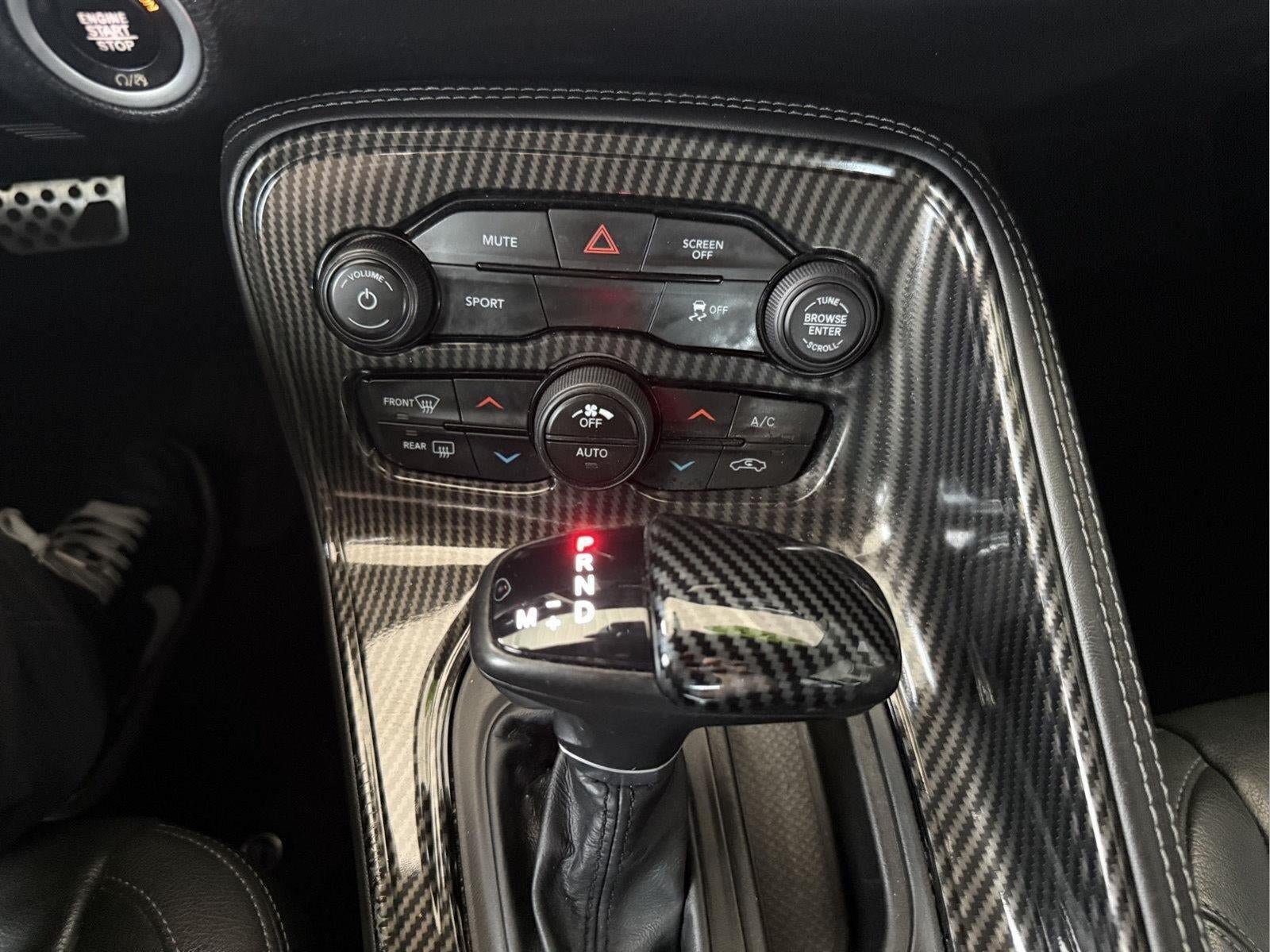 Used 2018 Dodge Challenger SXT RWD image 13